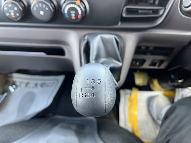 三菱ふそう キャンター 小型 Wキャブ 2RG-FBA20(103280) 11枚目