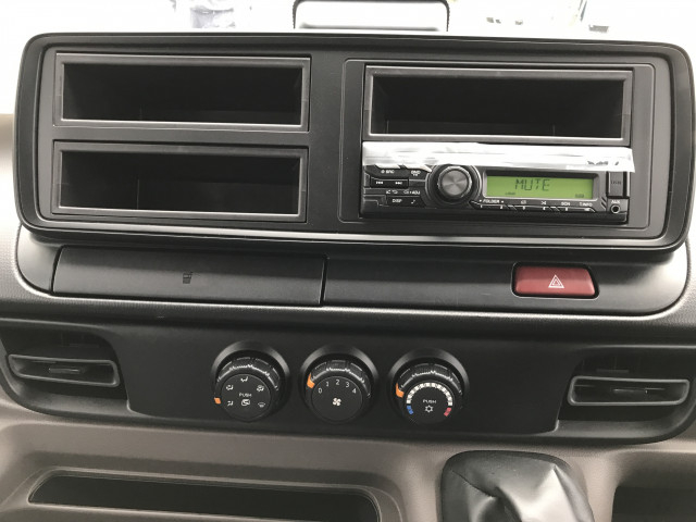 三菱ふそう キャンター 小型 Wキャブ 2RG-FBA20(103281) 10枚目