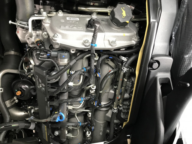 三菱ふそう キャンター 小型 Wキャブ 2RG-FBA20(103281) 17枚目