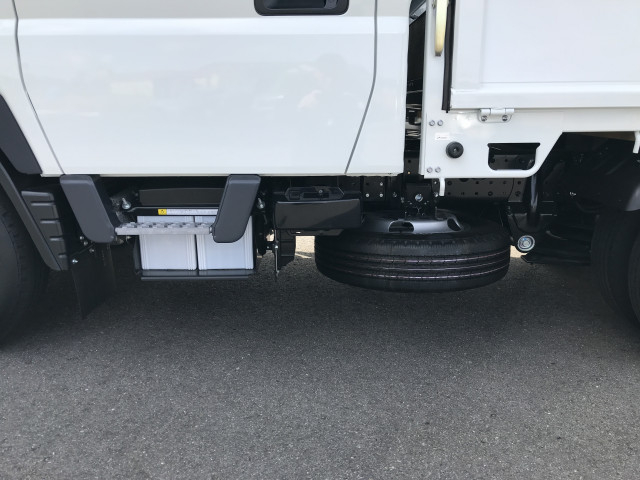 三菱ふそう キャンター 小型 Wキャブ 2RG-FBA20(103281) 27枚目