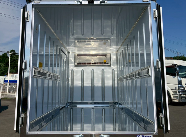 三菱ふそう キャンター 小型 冷蔵冷凍バン 2RG-FBAV0(103283) 10枚目