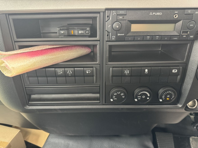 三菱ふそう ファイター 中型 コンテナ専用車 2KG-FK72F(103284) 25枚目