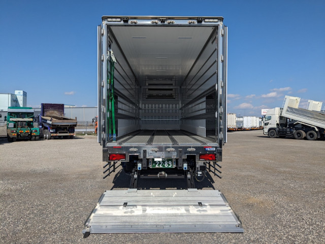 三菱ふそう スーパーグレート 大型 冷蔵冷凍バン 2PG-FS84HZ(103286) 8枚目