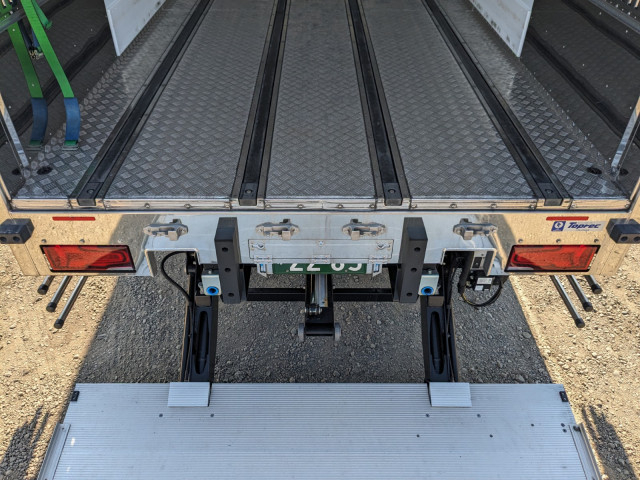 三菱ふそう スーパーグレート 大型 冷蔵冷凍バン 2PG-FS84HZ(103286) 11枚目