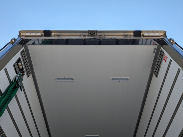 三菱ふそう スーパーグレート 大型 冷蔵冷凍バン 2PG-FS84HZ(103286) 12枚目
