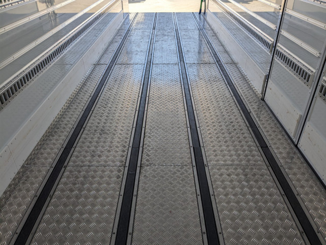 三菱ふそう スーパーグレート 大型 冷蔵冷凍バン 2PG-FS84HZ(103286) 18枚目