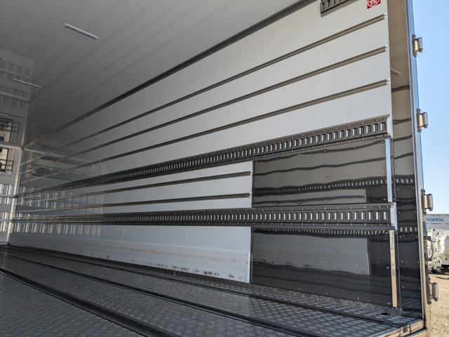 三菱ふそう スーパーグレート 大型 冷蔵冷凍バン 2PG-FS84HZ(103286) 19枚目