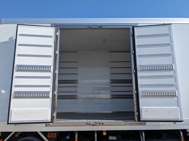 三菱ふそう スーパーグレート 大型 冷蔵冷凍バン 2PG-FS84HZ(103286) 25枚目