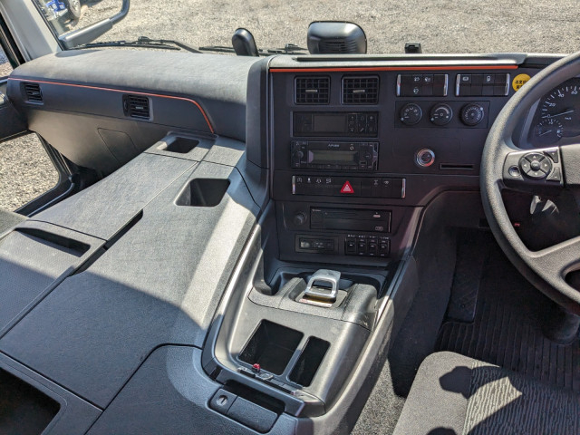 三菱ふそう スーパーグレート 大型 冷蔵冷凍バン 2PG-FS84HZ(103286) 28枚目