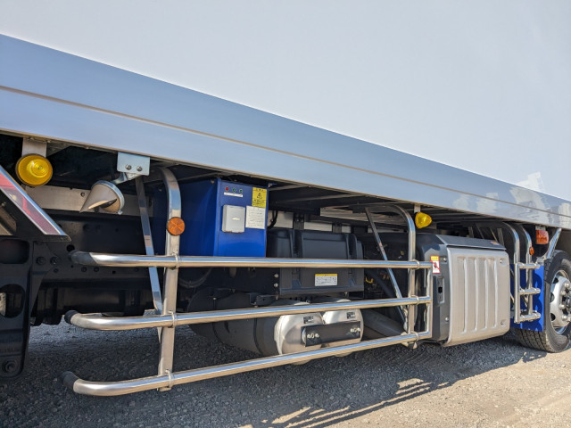 三菱ふそう スーパーグレート 大型 冷蔵冷凍バン 2PG-FS84HZ(103286) 31枚目