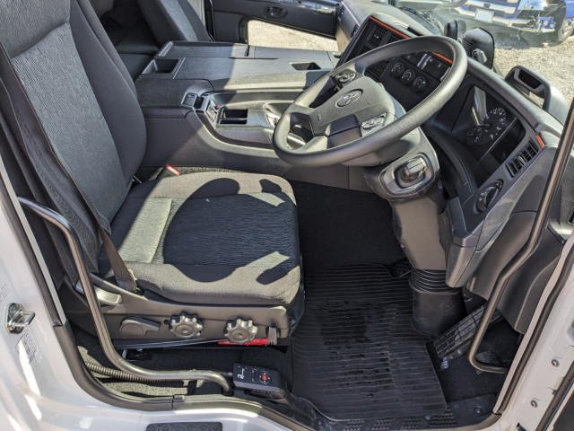 三菱ふそう スーパーグレート 大型 冷蔵冷凍バン 2PG-FS84HZ(103286) 32枚目