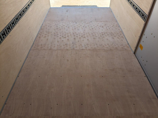 三菱ふそう キャンター 小型 バン 2RG-FEAV0(103289) 16枚目