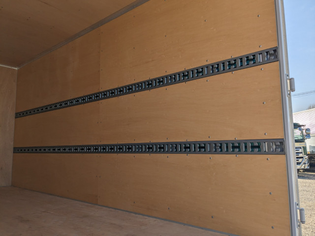 三菱ふそう キャンター 小型 バン 2RG-FEAV0(103289) 17枚目