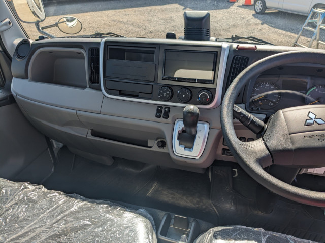 三菱ふそう キャンター 小型 バン 2RG-FEAV0(103289) 27枚目