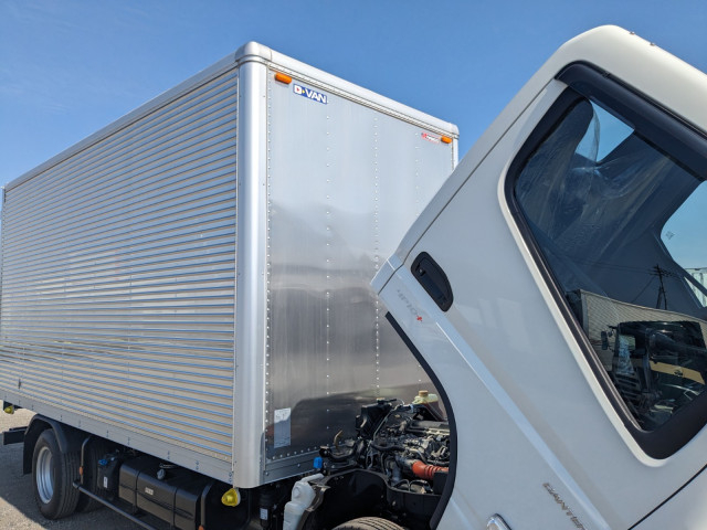 三菱ふそう キャンター 小型 バン 2RG-FEAV0(103289) 37枚目