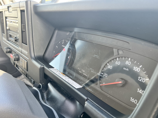 いすゞ エルフ 小型 平ボディ 2RG-NMR88AC(103291) 9枚目