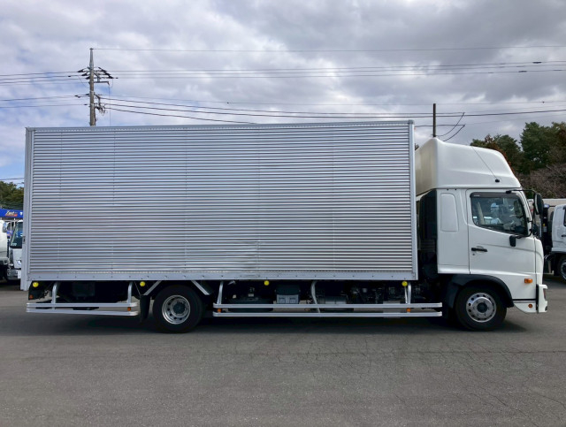 日野 レンジャー 中型 バン 2PG-FD2ABG(103292) 4枚目