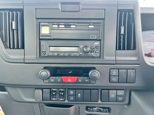 いすゞ エルフ 小型 平ボディ 2RG-NMR88AC(103291) 14枚目