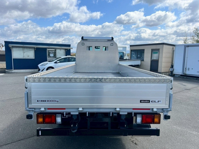 いすゞ エルフ 小型 平ボディ 2RG-NMR88AC(103291) 27枚目
