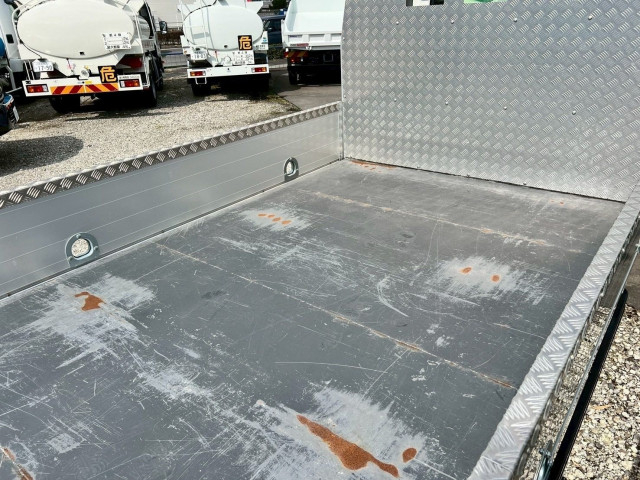 いすゞ エルフ 小型 平ボディ 2RG-NMR88AC(103291) 28枚目