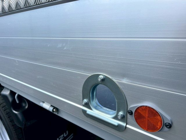 いすゞ エルフ 小型 平ボディ 2RG-NMR88AC(103291) 33枚目