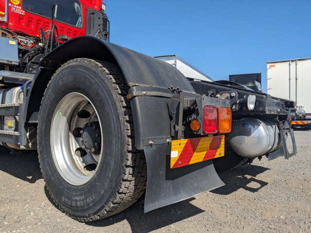 いすゞ ギガ 大型 トラクタ 2KG-EXD52CD(103295) 8枚目