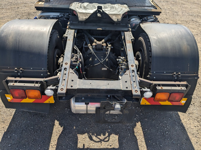 いすゞ ギガ 大型 トラクタ 2KG-EXD52CD(103295) 9枚目