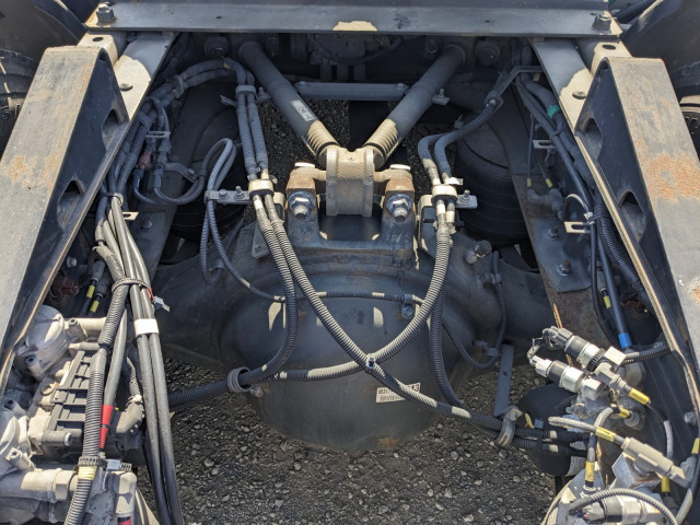 いすゞ ギガ 大型 トラクタ 2KG-EXD52CD(103295) 10枚目