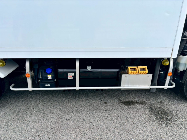 Isuzu elf Small Freezer box_body 2RG-NPR88AN(103294) 25枚目