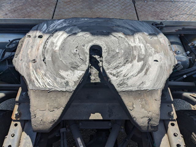 いすゞ ギガ 大型 トラクタ 2KG-EXD52CD(103295) 11枚目