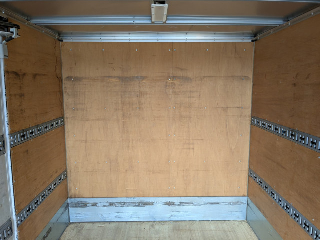 三菱ふそう キャンター 小型 バン TPG-FEB50(103296) 10枚目