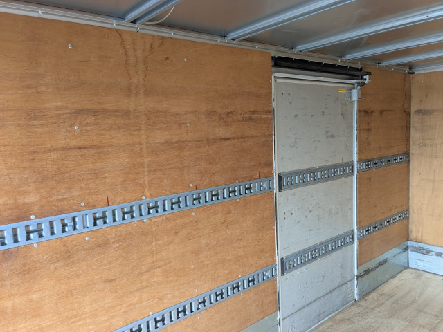 三菱ふそう キャンター 小型 バン TPG-FEB50(103296) 12枚目