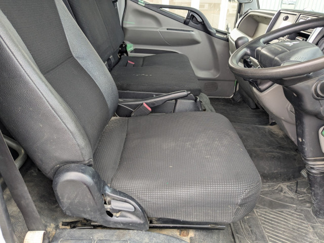 三菱ふそう キャンター 小型 バン TPG-FEB50(103296) 20枚目