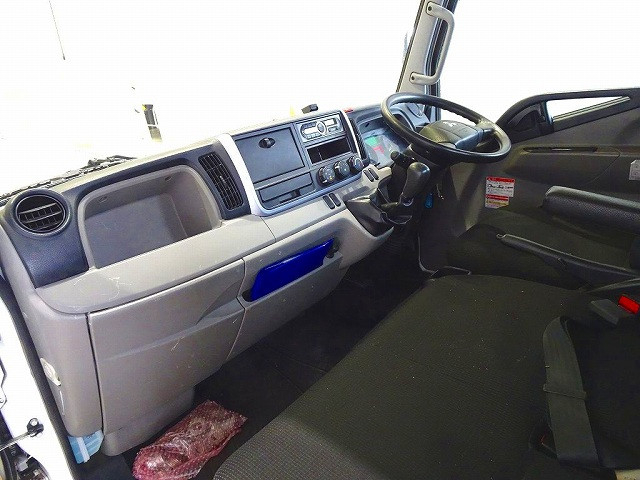 三菱ふそう キャンター 小型 平ボディ（クレーン付） TPG-FBA50(103298) 7枚目