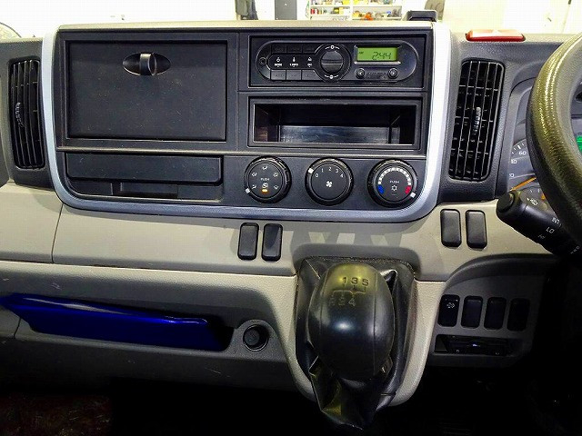 三菱ふそう キャンター 小型 平ボディ（クレーン付） TPG-FBA50(103298) 10枚目