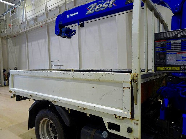 三菱ふそう キャンター 小型 平ボディ（クレーン付） TPG-FBA50(103298) 20枚目