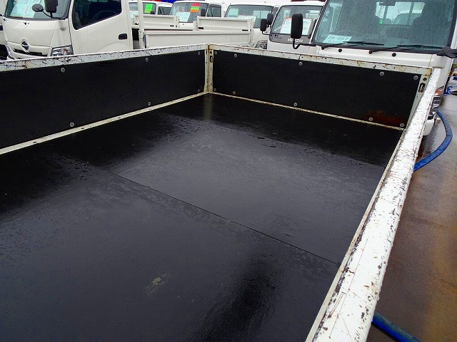 三菱ふそう キャンター 小型 平ボディ（クレーン付） TPG-FBA50(103298) 25枚目