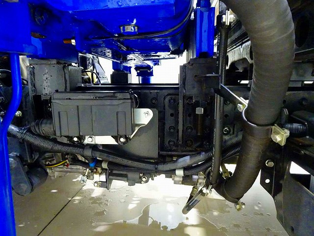 三菱ふそう キャンター 小型 平ボディ（クレーン付） TPG-FBA50(103298) 32枚目