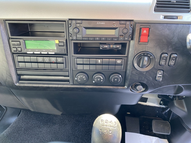 三菱ふそう ファイター 小型 冷蔵冷凍バン 2KG-FK65F(103301) 16枚目