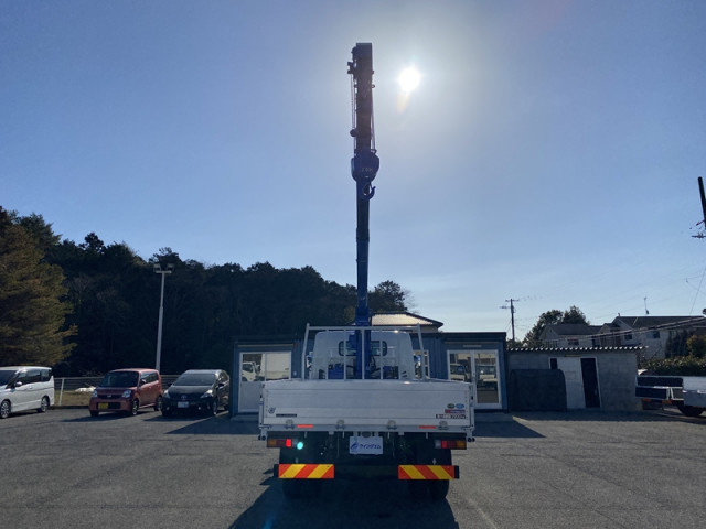 三菱ふそう キャンター 小型 平ボディ（クレーン付） 2PG-FEB90(103304) 8枚目