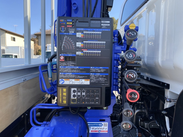 三菱ふそう キャンター 小型 平ボディ（クレーン付） 2PG-FEB90(103304) 11枚目