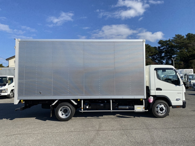 三菱ふそう キャンター 小型 バン 2PG-FEB80(103305) 5枚目