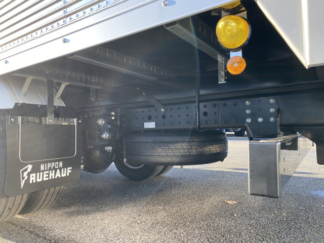 三菱ふそう キャンター 小型 バン 2RG-FEAV0(103306) 11枚目