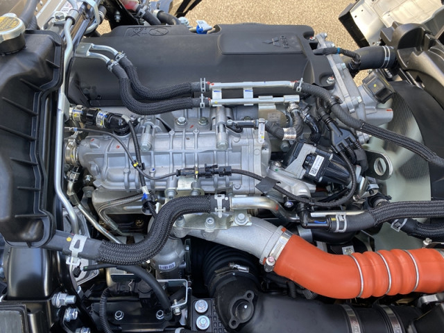 三菱ふそう キャンター 小型 バン 2RG-FEAV0(103306) 13枚目