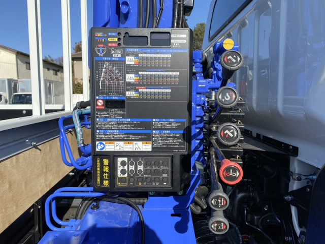 三菱ふそう キャンター 小型 平ボディ（クレーン付） 2RG-FEB90(103307) 11枚目