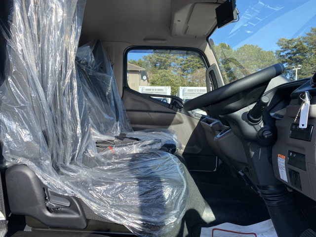 三菱ふそう キャンター 小型 平ボディ（クレーン付） 2RG-FEB90(103307) 15枚目