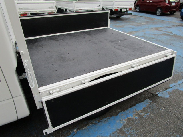 日産自動車 アトラス 小型 Wキャブ CBF-SQ1F24(103311) 14枚目