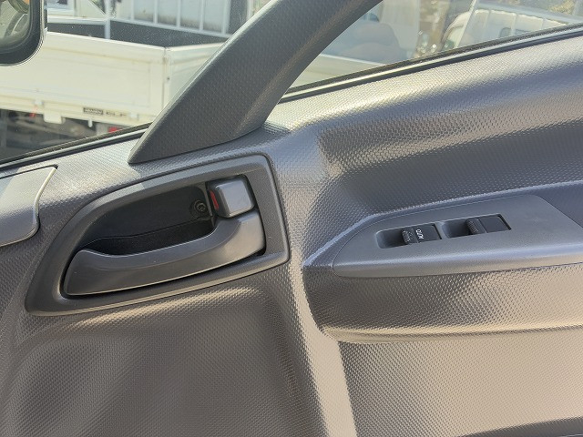 いすゞ エルフ 小型 平ボディ TPG-NPR85AR(103310) 40枚目