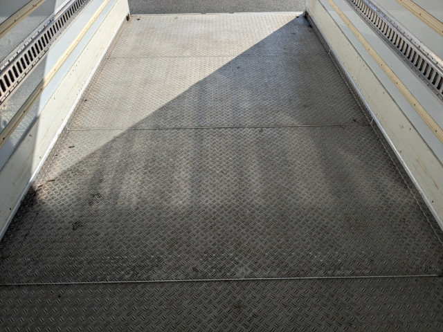 日野 レンジャー 中型 冷蔵冷凍バン TKG-FC9JGAG(103313) 33枚目