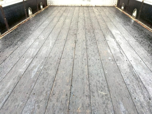 いすゞ フォワード 中型 平ボディ（クレーン付） TKG-FRR90S1(103315) 9枚目